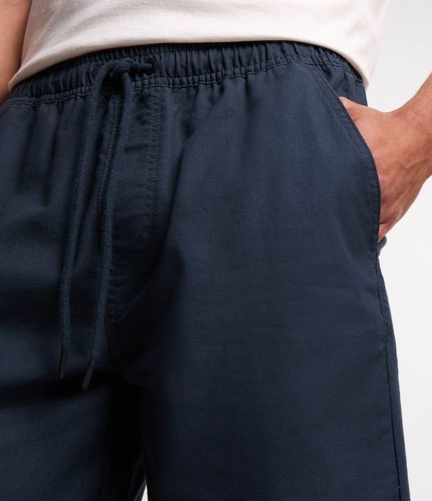 Bermuda Texturizada con Cintura Elástica y Cordón para Ajuste 5