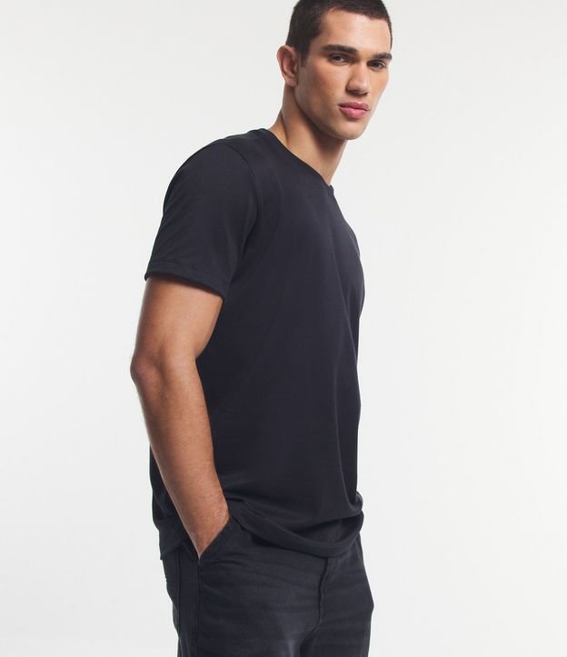 Remera Comfort en Algodón con Ligera Textura