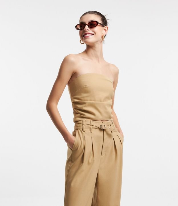Blusa Cropped en Sastrería Sin Breteles con Lastex
