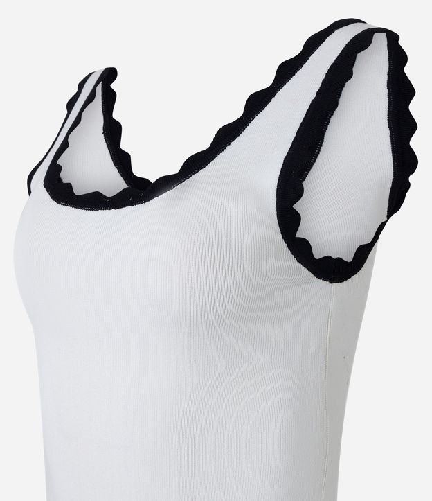 Blusa Musculosa en Viscosa con Detalle de Ondas 7