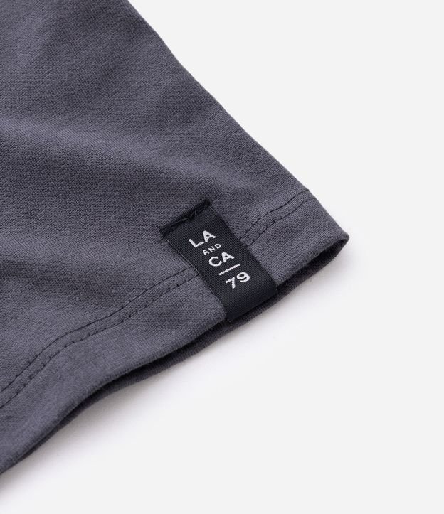 Remera Comfort Básica en Tejido Texturizado 9
