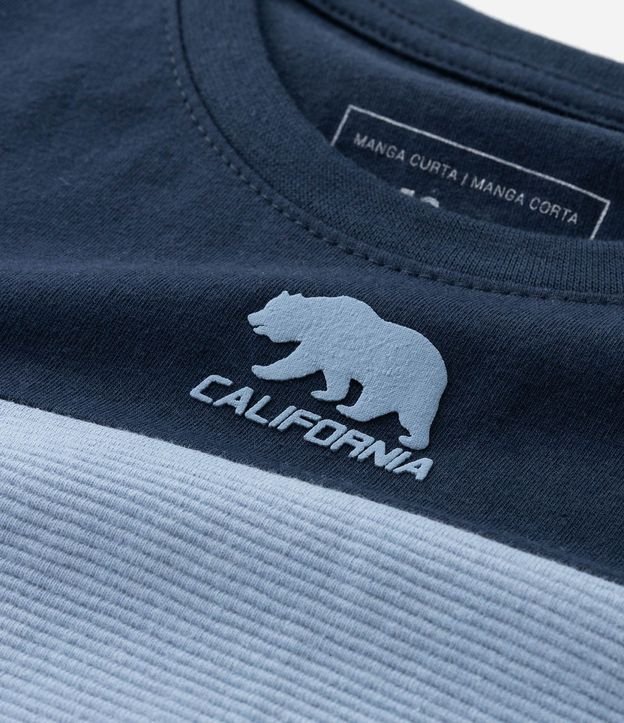 Remera Infantil con Estampa California y Recortes Texturizados - Talle 5 a 14 años 5