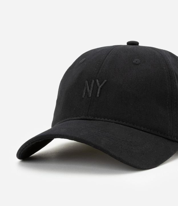 Gorra Ala Curva en Sarga con Bordado NY 5