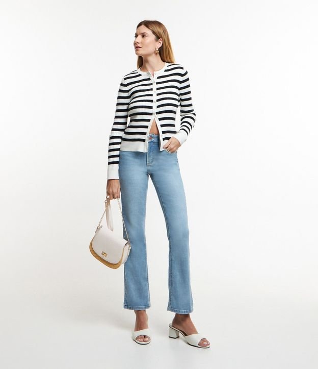 Pantalón Recto Cropped en Jeans 1