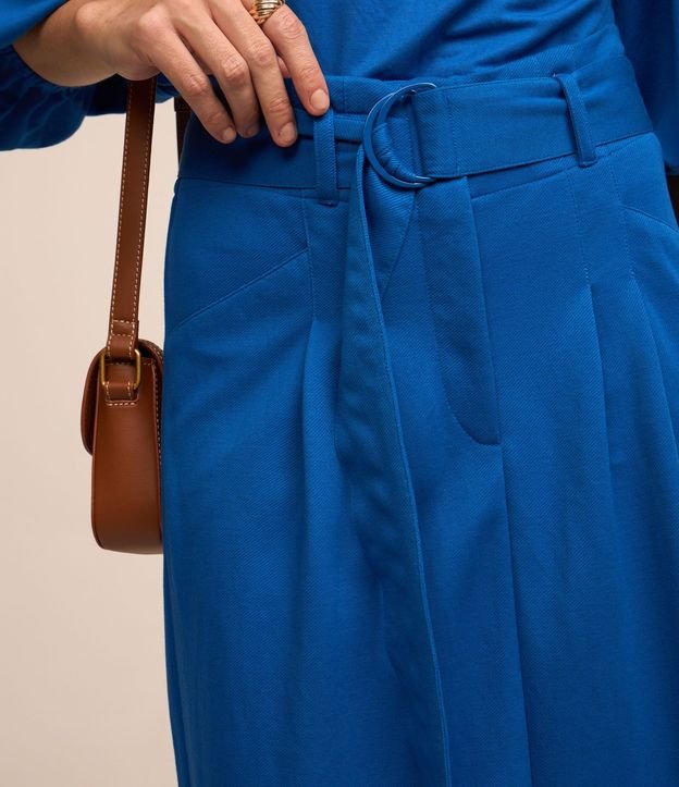 Pollera Midi en Viscosa con Cinturón Hebilla y Pliegues Delanteros 4