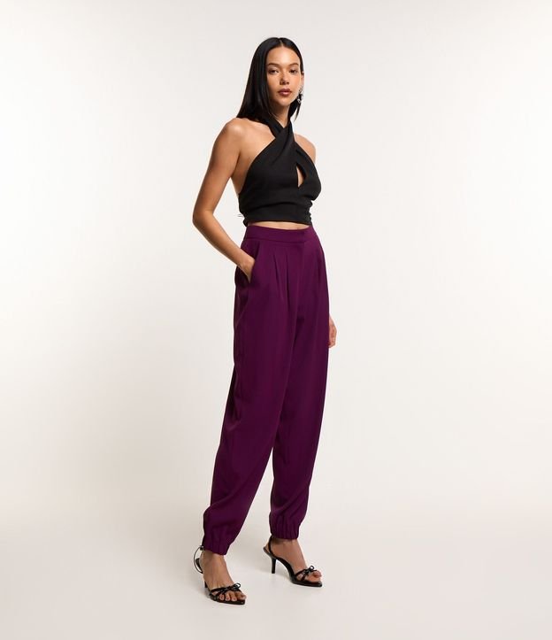 Pantalón Jogger en Crepé con Pliegues