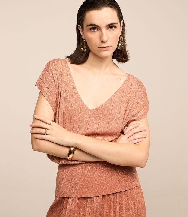 Blusa en Viscosa Plisada con Hilo Metalizado