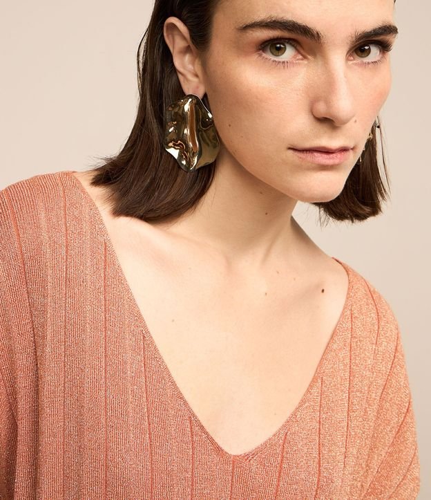 Blusa en Viscosa Plisada con Hilo Metalizado 4