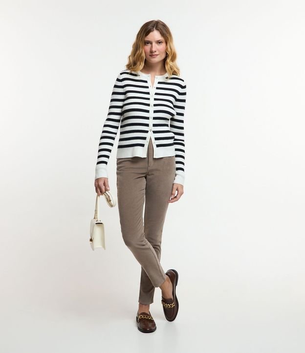 Pantalón Skinny en Terciopelo Cotelê