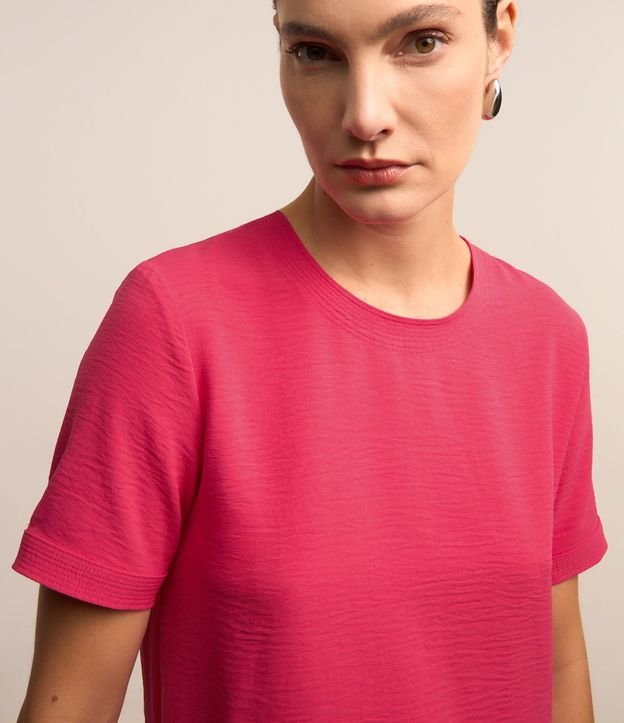 Blusa con Aberturas y Detalles de Pespuntes 5