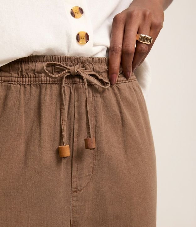 Pantalón Recto Cropped Cintura Alta en Sarga con Lazo 5