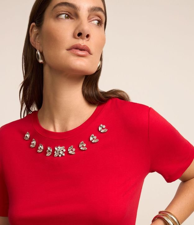 Blusa en Viscosa con Brillo Floral en el Cuello