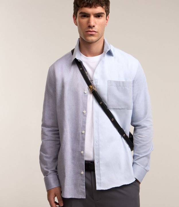 Camisa en Oxford con Bloque de Color y Bolsillos Contrastante