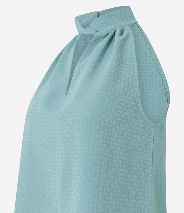 Blusa sin Manga en Jacquard con Cuello Alto y Detalle Recorte 7