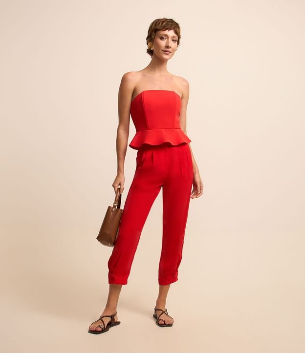 Blusa sin Breteles Sastrería con Escote Corazón y Volado 2
