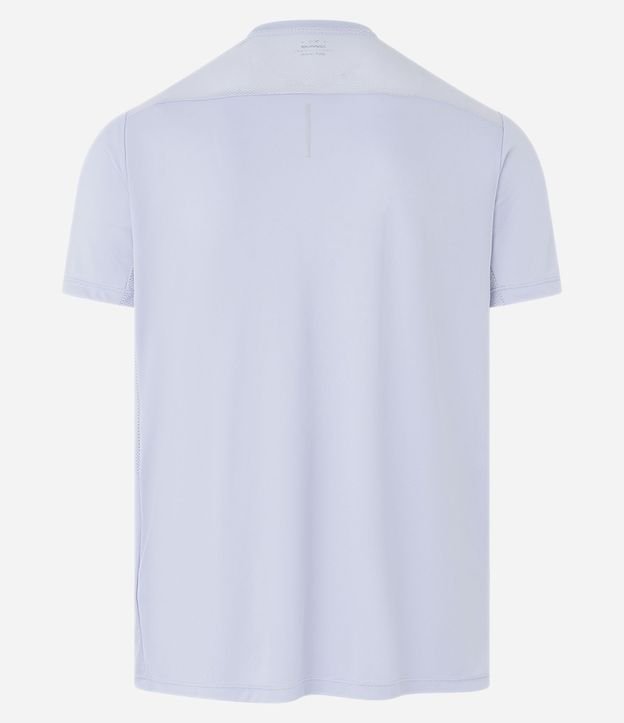 Remera Deportiva con Tecnología Dry e Detalles Reflectantes 7