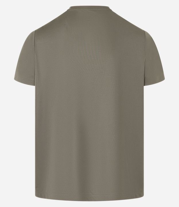 Remera Deportiva con Tecnologia Dry y Protección UV 5