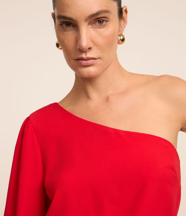 Blusa Hombro Único en Crepé con Manga Abullonada 4