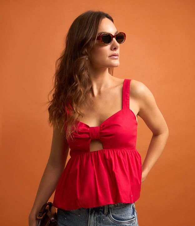 Blusa sin Manga en Tricolina con Recorte Cutout y Cierre