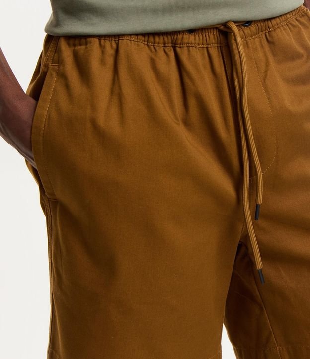 Bermuda en Sarga con Cintura Elástica y Cordón 4