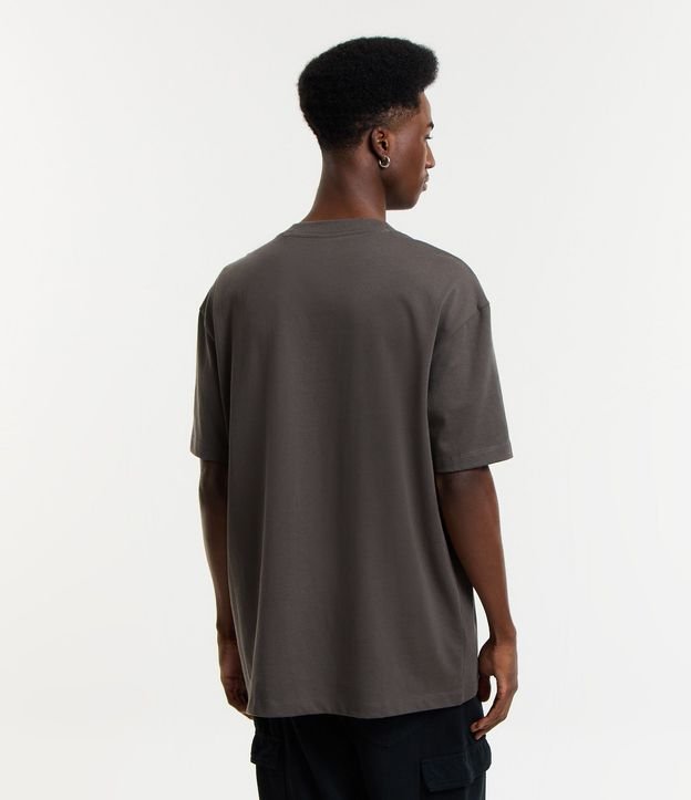 Remera Relaxed en Algodón con Efecto Grueso 3