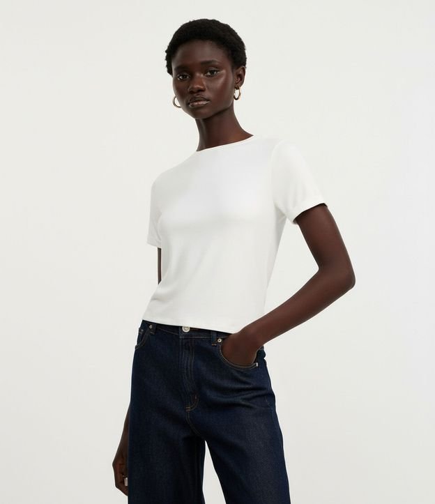 Blusa Básica en Viscosa con Manga Dobrada 5