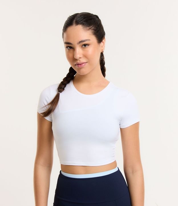 Remera Cropped Deportiva con Diferencial Tacto Suave