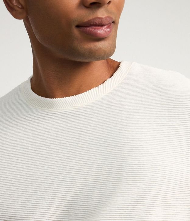 Remera con Textura Acanalada 5