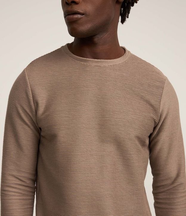 Remera con Textura Acanalada 3