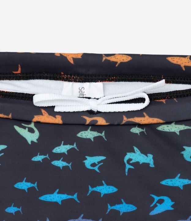 Boxer Infantil con Protección UV y Estampa de Tiburones - Talle 5 a 14 años 2