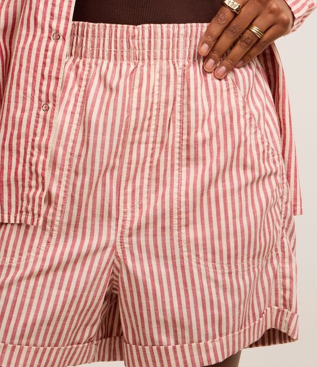 Bermuda Runner en Sarga con Raya y Cintura Elástica 4