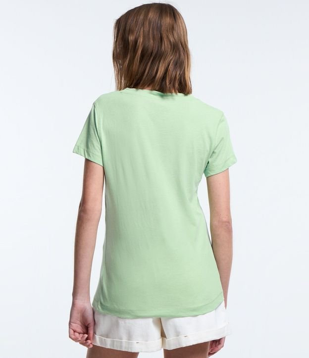 Blusa Básica en Algodón con Pequeño Bolsillo Delantero 4