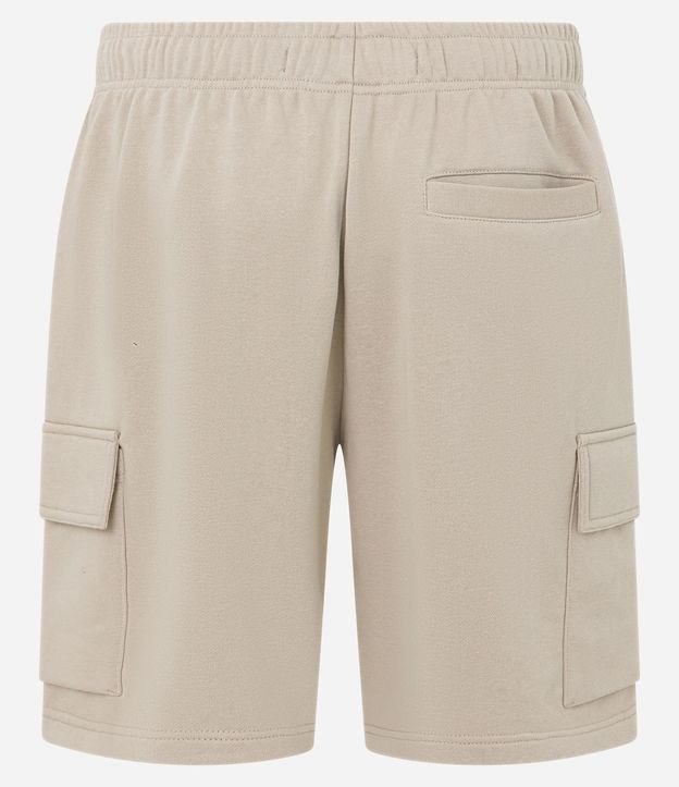 Bermuda en Tela French Terry con Bolsillo Cargo 6