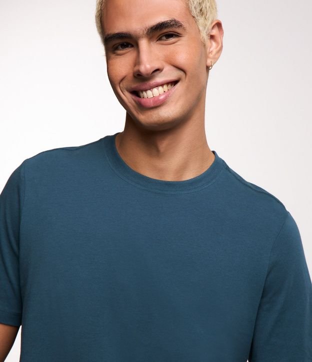 Remera Regular Básica en Algodón 4