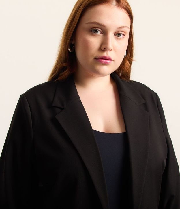Blazer Alargado en Crepé con Manga Fruncida Curve & Plus Size 4