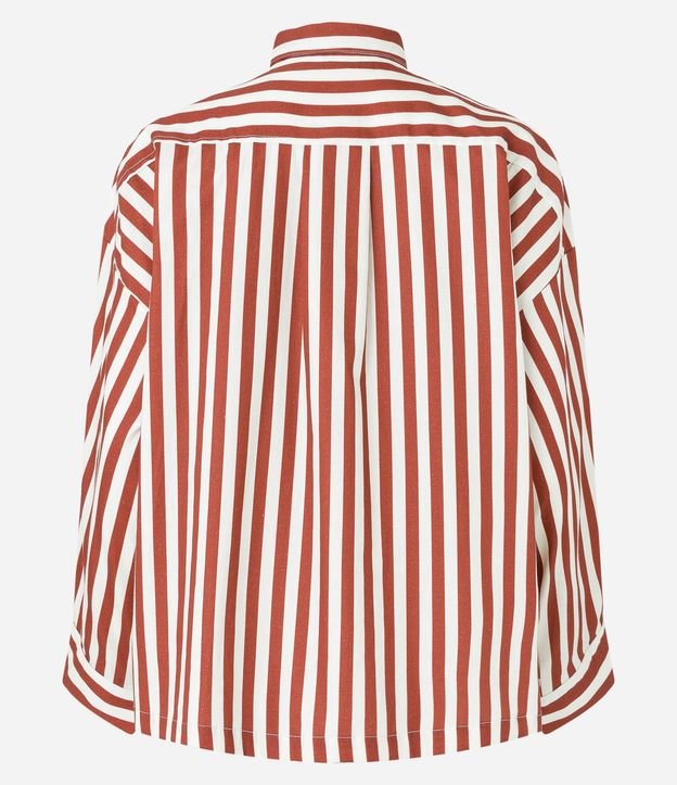 Camisa en Tricolina con Superposición en la Manga y Estampa de Rayas 7