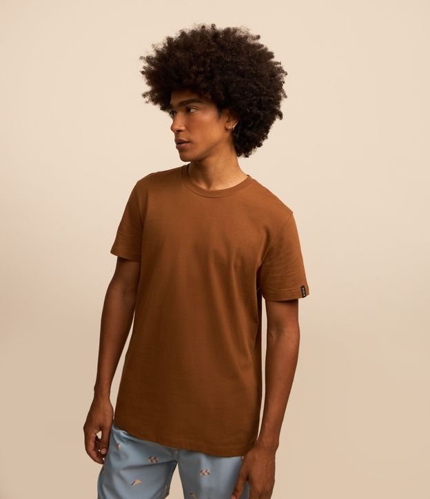 Remera Comfort Básica en Tejido Texturizado 2