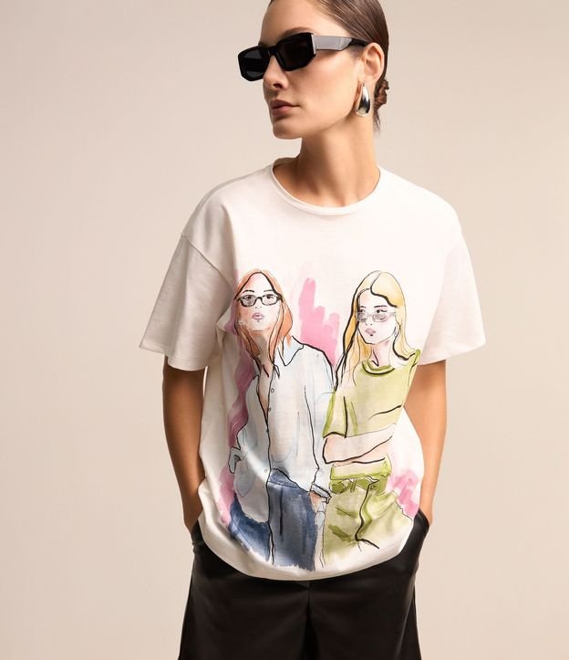 Remera en Algodón con Estampa Figuras Femeninas de Colores