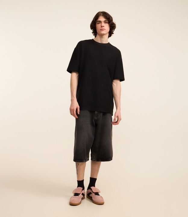 Remera Relaxed Soft con Cuello Redondo 2