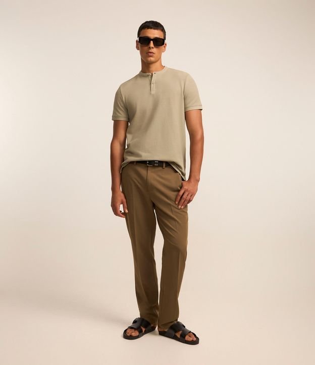 Camisa Polo Slim en Piquet Texturizado con Cuello Polo 2
