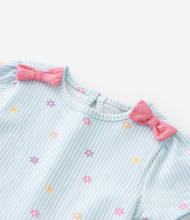Conjunto Infantil con Volado y Moñas Aplicados - Talle 0 a 18 meses 11