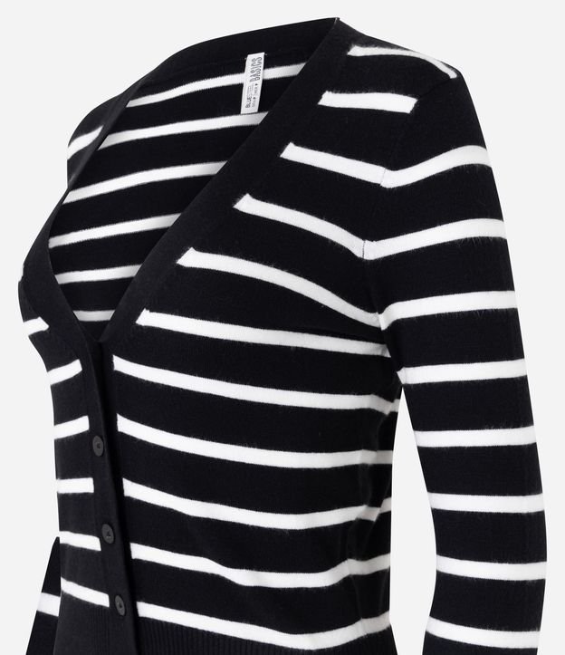 Cardigan Corto en Punto Listrado con Botones 5