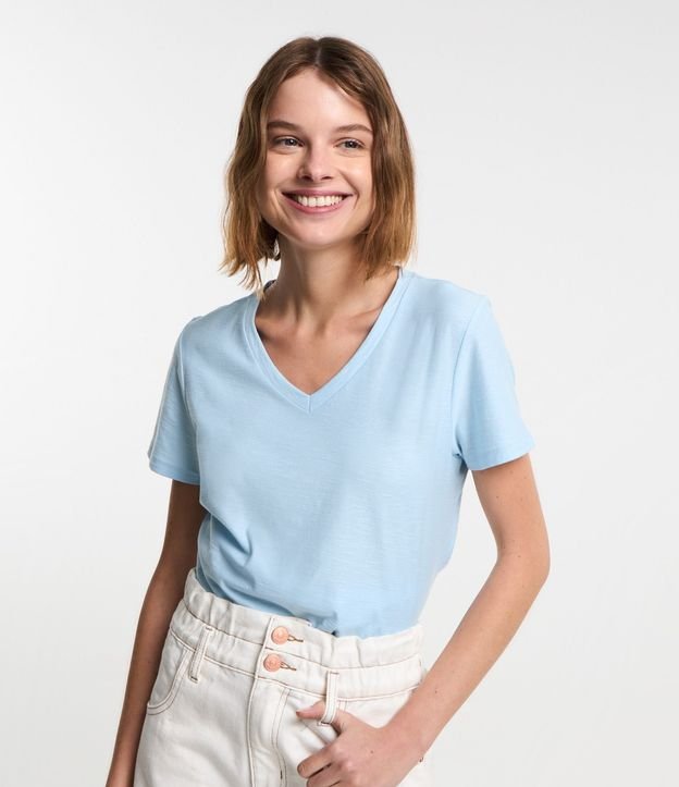 Blusa T-shirt en Flamé con Cuello V