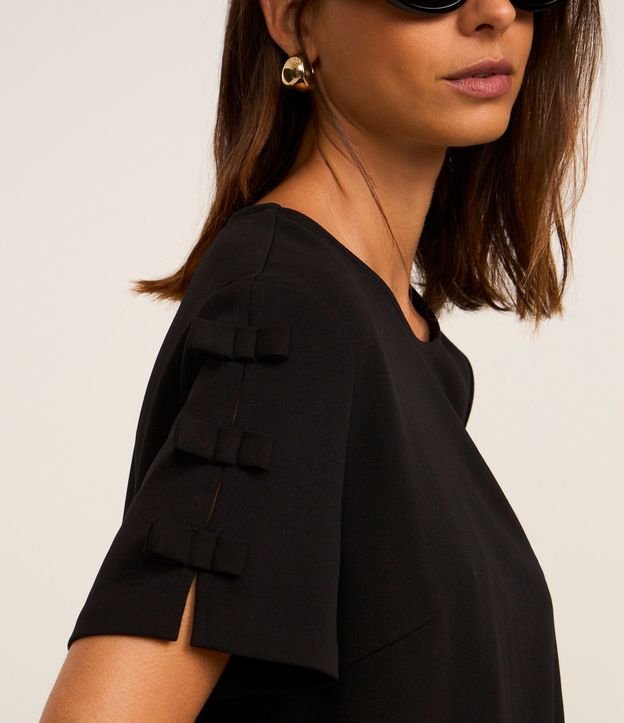 Blusa en Crepé con Lacitos en la Manga 4