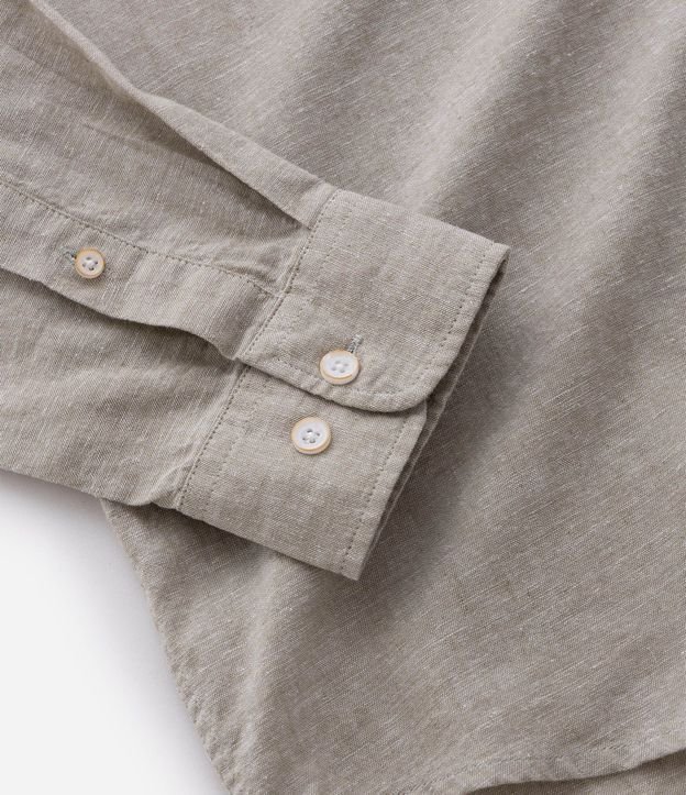 Camisa Comfort Básica en Lino 6