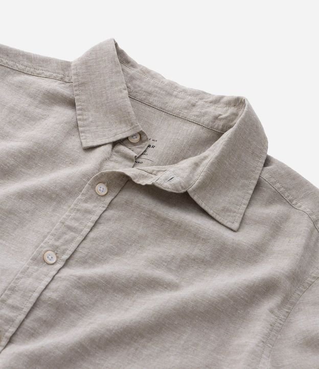 Camisa Comfort Básica en Lino 7