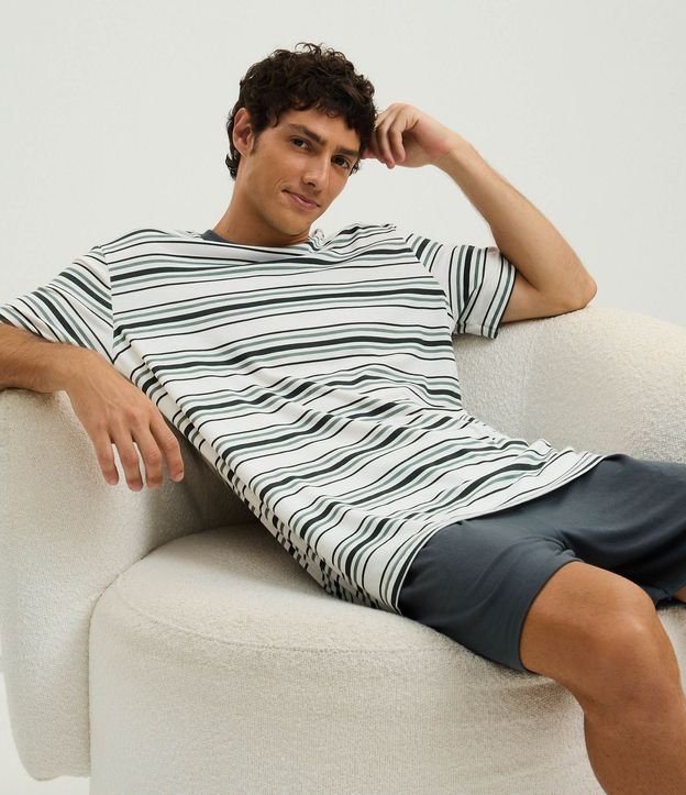Pijama Corto con Rayas Finas Horizontales 2