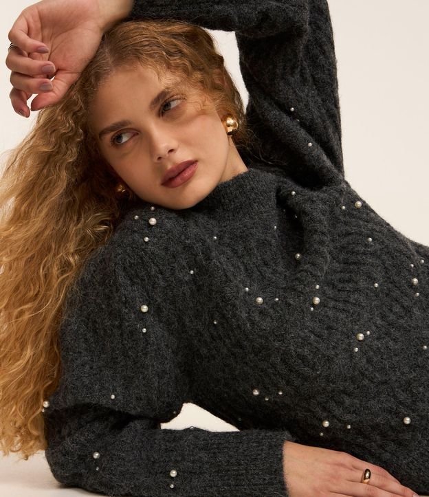 Buzo en Tricot Texturizada con Perlas 8