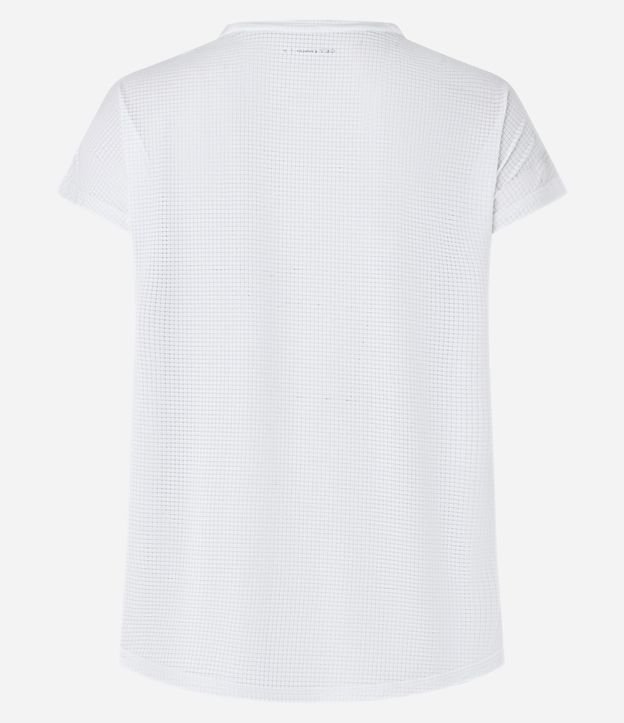 Remera en Microfibra con Escote Redondo 8