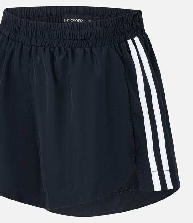 Bermuda Deportiva con Rayas Contrastantes en los Laterales y Bombacha Interna 5